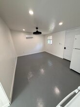 8119 McNulty Ave in Winnetka, CA - Building Photo - Building Photo