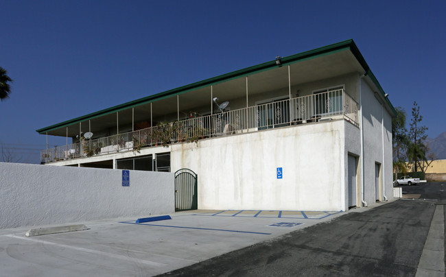 Mesa Court Apartment Homes in Upland, CA - Building Photo - Building Photo