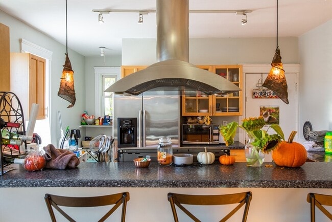 6 Belmont St in Somerville, MA - Building Photo - Building Photo