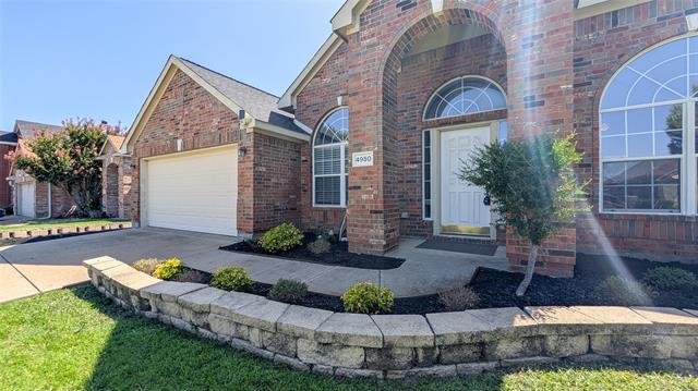 4950 Autumn Hill in Grand Prairie, TX - Building Photo - Building Photo