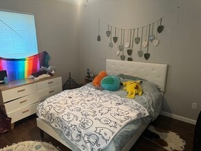 AVAILABLE AUGUST 1ST 2 Bedroom 2 Bathroom Apartment Near Bus Route in College Station, TX - Foto de edificio - Building Photo