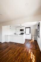 1920 Atkinson St, Unit 2 in Detroit, MI - Building Photo
