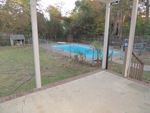 1113 Strickland Bridge Rd in Fayetteville, NC - Building Photo - Building Photo