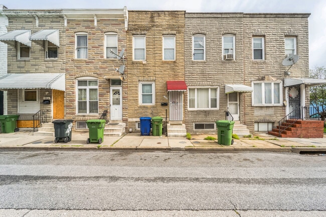 property at 3818 Mount Pleasant Ave