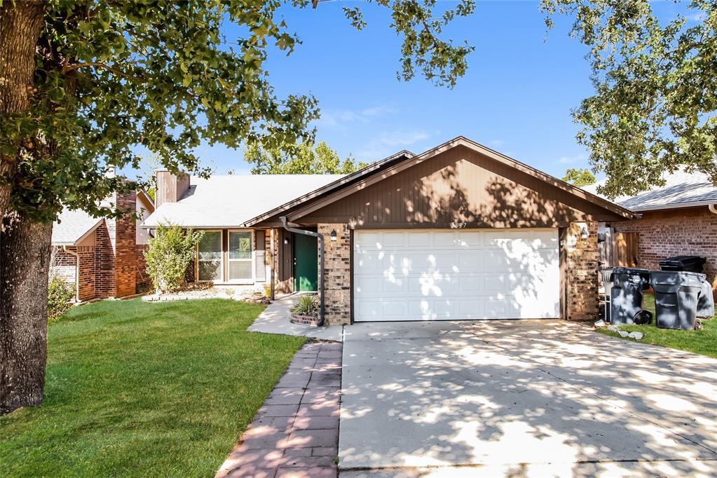 2837 Green Canyon Dr in Edmond, OK - Foto de edificio