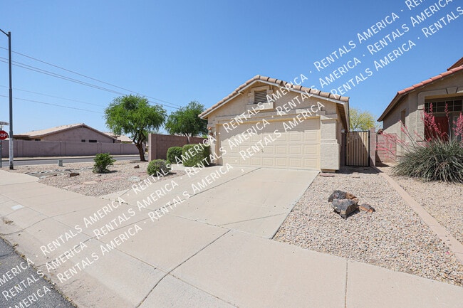 1218 W Rose Marie Ln in Phoenix, AZ - Building Photo - Building Photo