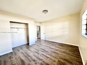 645 NW 1st St in Homestead, FL - Building Photo - Building Photo