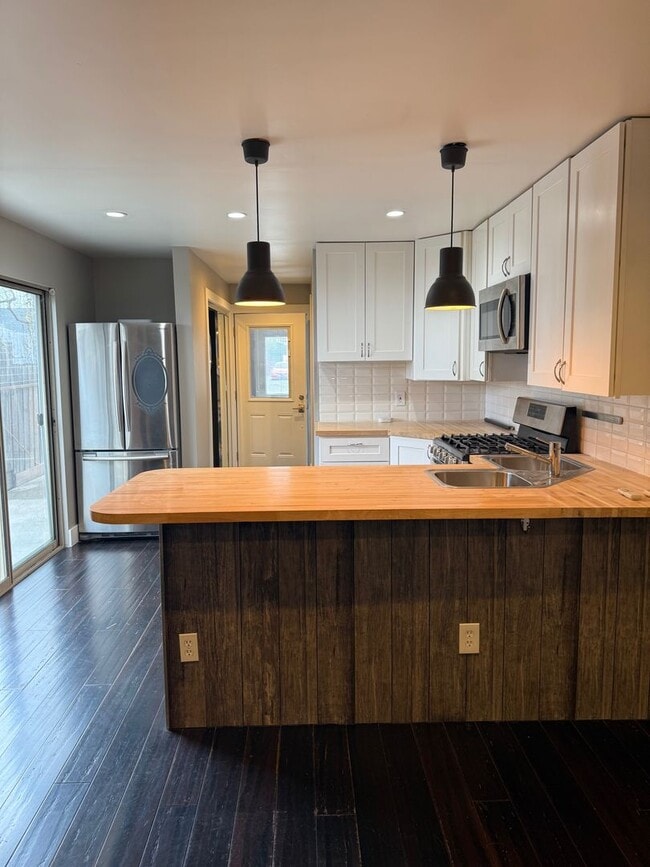 866 Yuba Dr in Santa Rosa, CA - Building Photo - Building Photo