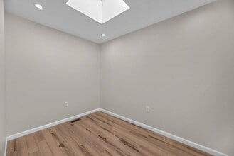 111 N Patterson Park Ave in Baltimore, MD - Building Photo - Building Photo