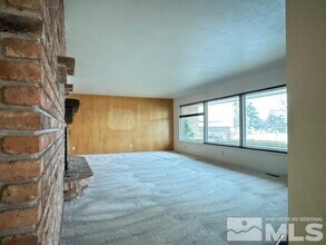 2125 Lakeside Dr in Reno, NV - Building Photo - Building Photo