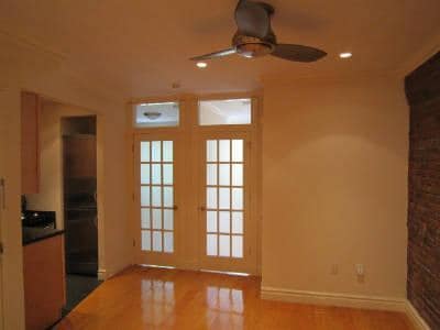 property at 424 E 9th St