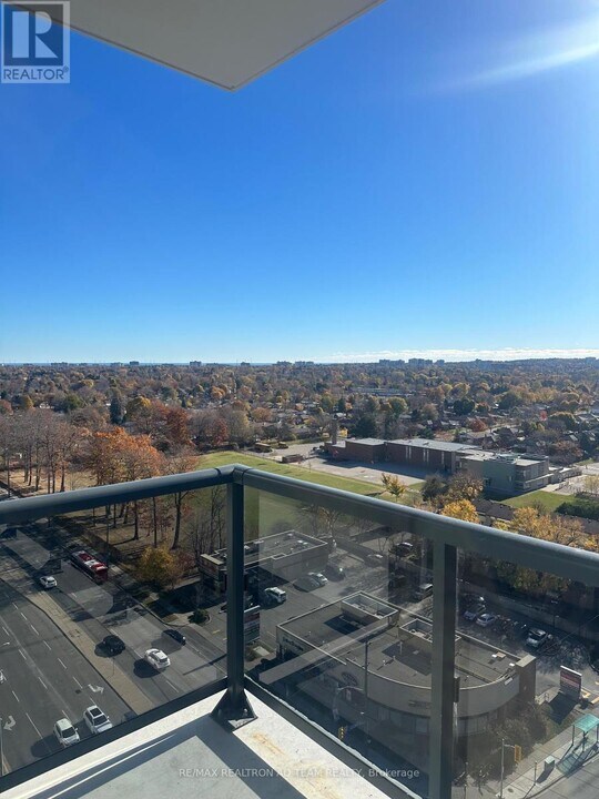 1350 Ellesmere Rd in Toronto, ON - Building Photo