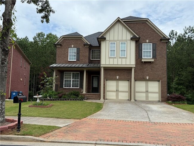 property at 2501 Royston Dr