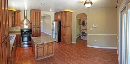 921 Chabrant Way in San Jose, CA - Building Photo - Building Photo