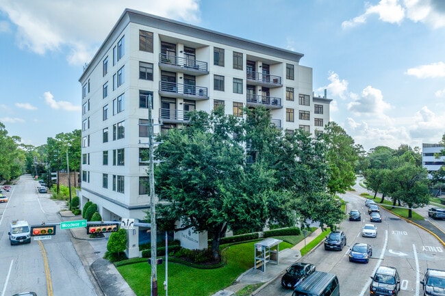 The Campton at Post Oak in Houston, TX - Building Photo - Building Photo