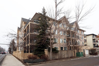 735 56 Ave SW in Calgary, AB - Building Photo - Building Photo