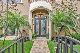 2260 SE 7th St in Pompano Beach, FL - Building Photo - Building Photo