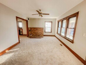 4044 Asbury Dr in Toledo, OH - Building Photo - Building Photo