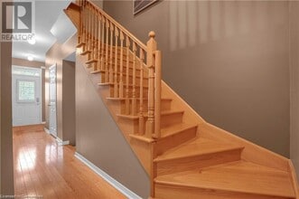 110 Highland Rd E in Kitchener, ON - Building Photo - Building Photo