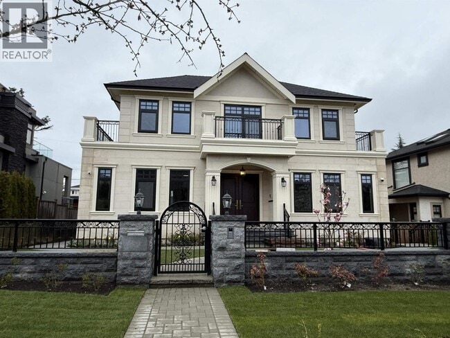 property at 1115 W 48th Ave