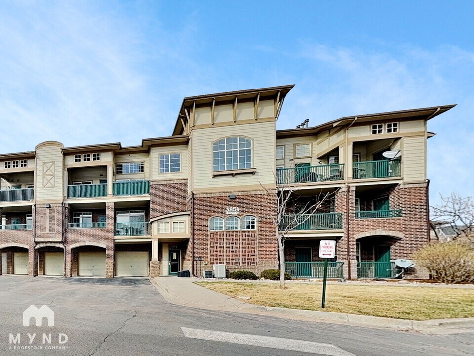3854 S Dayton Way, Unit 102 in Aurora, CO - Building Photo