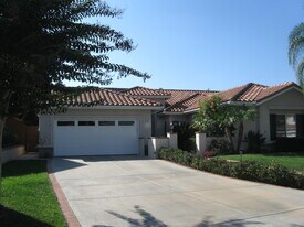 5115 Berryessa St in Oceanside, CA - Building Photo