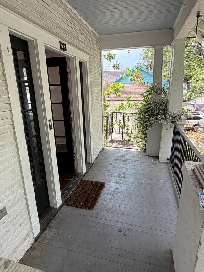 1233 Poland Ave in New Orleans, LA - Building Photo - Building Photo
