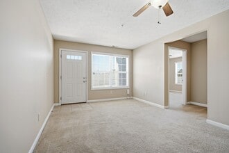 1114-1120 Ekstam in Bloomington, IL - Foto de edificio - Interior Photo