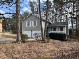 2522 Whisper Ct NE in Dacula, GA - Building Photo