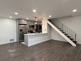 5532 Spinnaker Dr, Unit 2 in San Jose, CA - Building Photo