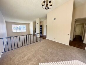 1384 Naples Ct in Simi Valley, CA - Building Photo - Building Photo