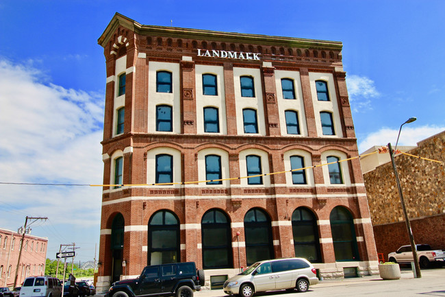 Landmark Lofts in Kansas City, MO - Building Photo - Building Photo