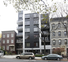 118-122 Vanderbilt Ave Apartments