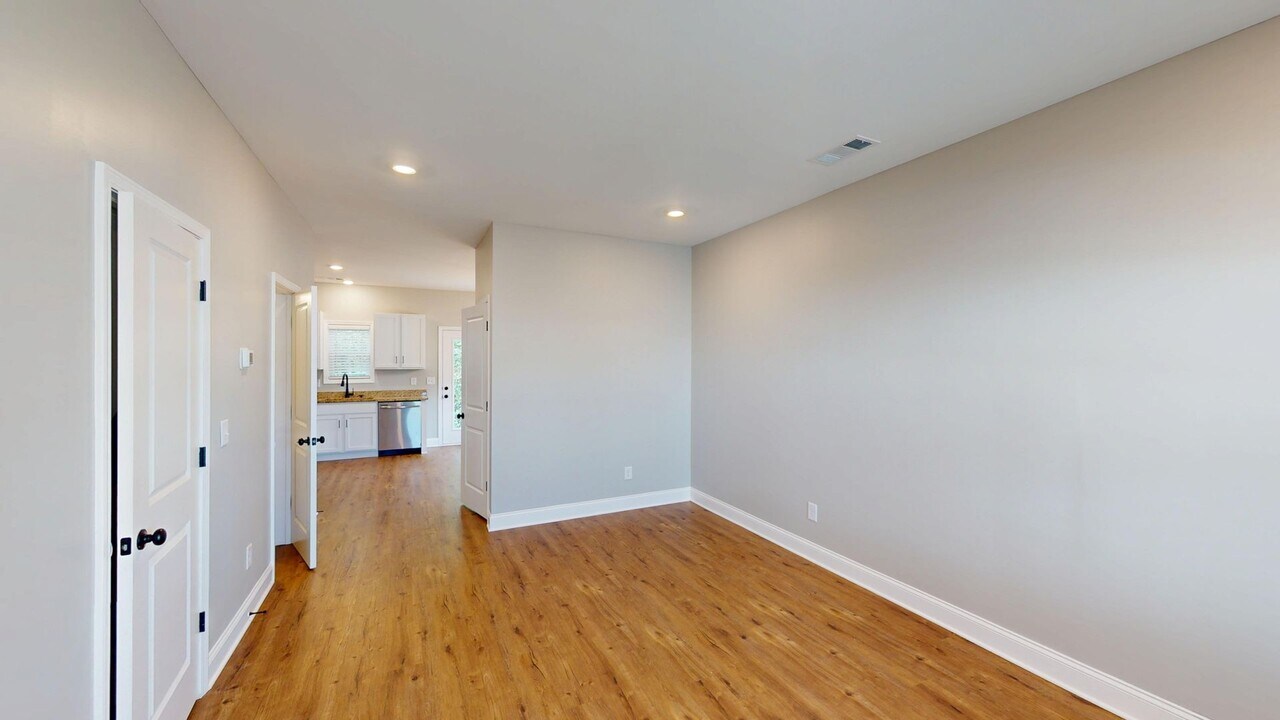 715 Joshua St in Columbia, TN - Building Photo