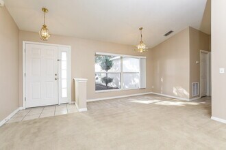 203 Southern Breeze Dr in Minneola, FL - Building Photo - Building Photo