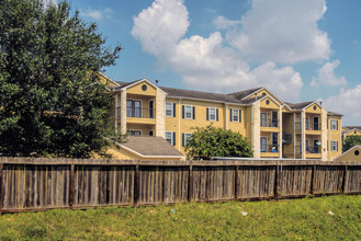 Longboat Key Apartments in Houston, TX - Building Photo - Building Photo