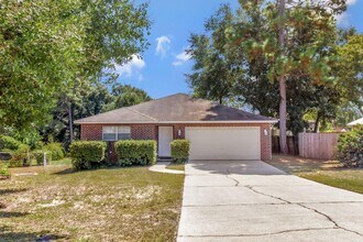 613 Affirmed Ct in Crestview, FL - Building Photo - Building Photo