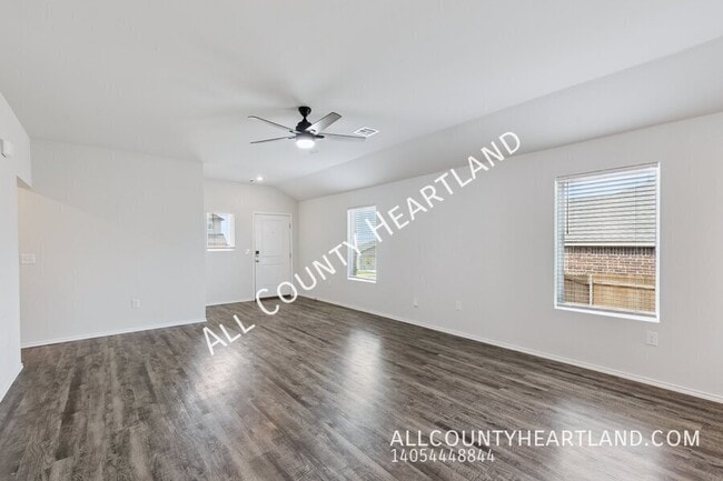 9512 Stallion Dr in Oklahoma City, OK - Building Photo - Building Photo