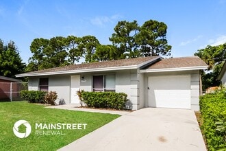 7109 Glenwood Dr in Boynton Beach, FL - Building Photo - Building Photo