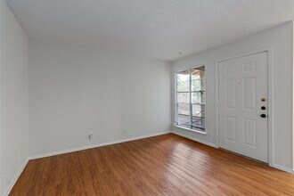 3426 Willowrun Dr, Unit B in Austin, TX - Building Photo - Building Photo