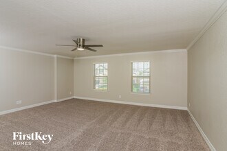 3120 Half Moon Dr in Schertz, TX - Foto de edificio - Building Photo