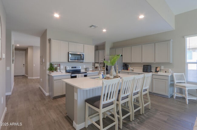 property at 44583 W Palo Olmo Rd