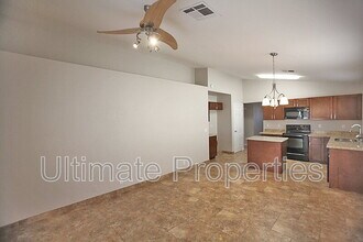 15738 W Elm St in Surprise, AZ - Building Photo - Building Photo