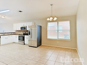 626 Chapman Dr in Lancaster, TX - Building Photo - Building Photo