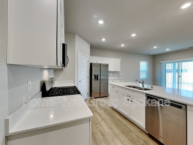 5820 W Yorktown Ln in Spokane, WA - Building Photo - Building Photo