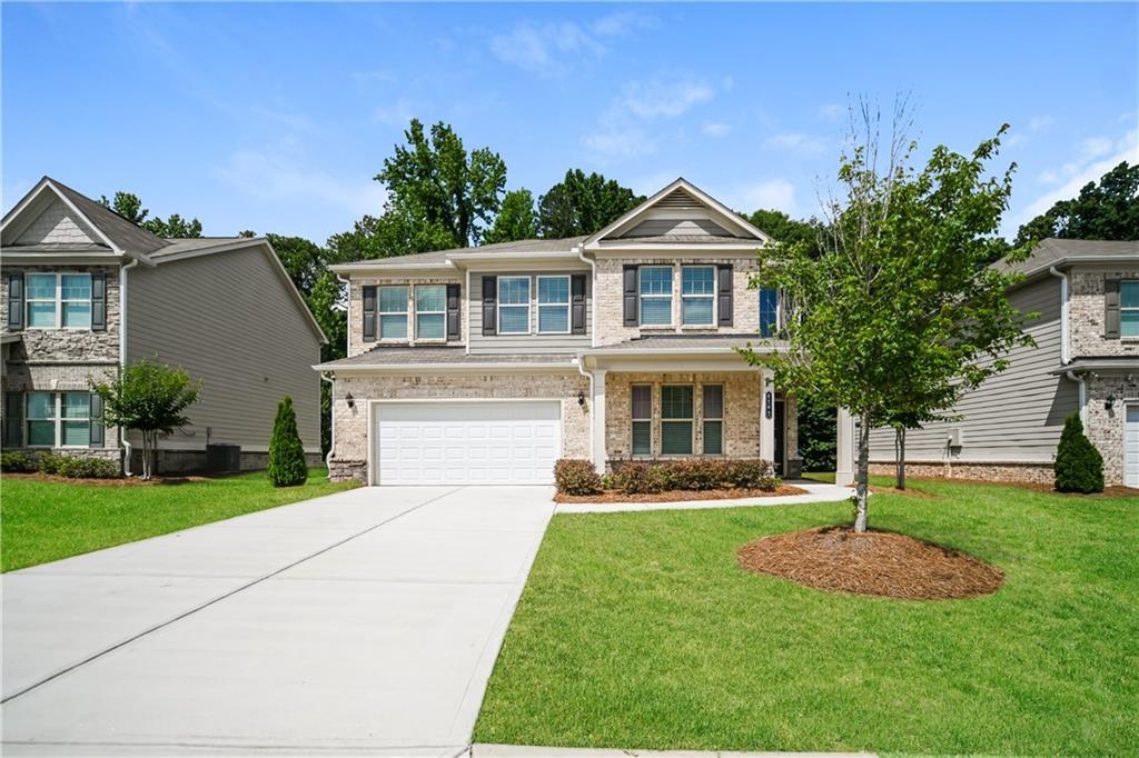 4162 Bella View Dr in Snellville, GA - Building Photo