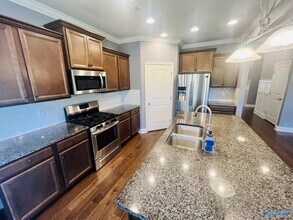 8941 Segers Trail Loop in Madison, AL - Building Photo - Building Photo