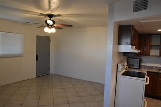 1514 W Palmer Dr., Unit 2 in Phoenix, AZ - Building Photo - Building Photo