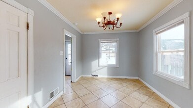 912 Grand Ave in Ames, IA - Building Photo - Building Photo