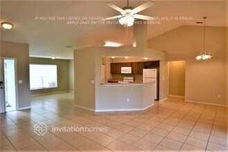 4819 Balsam Dr in Land O Lakes, FL - Foto de edificio - Building Photo